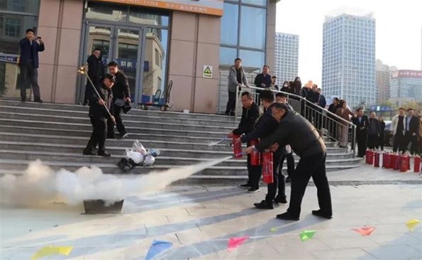 威海產(chǎn)投集團(tuán)開(kāi)展“全民消防，生命至上” 消防宣傳月活動(dòng)