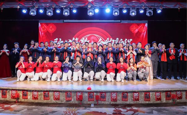 融心鑄夢 合韻新程——威海產投集團2025年迎春聯(lián)歡會榮耀綻放